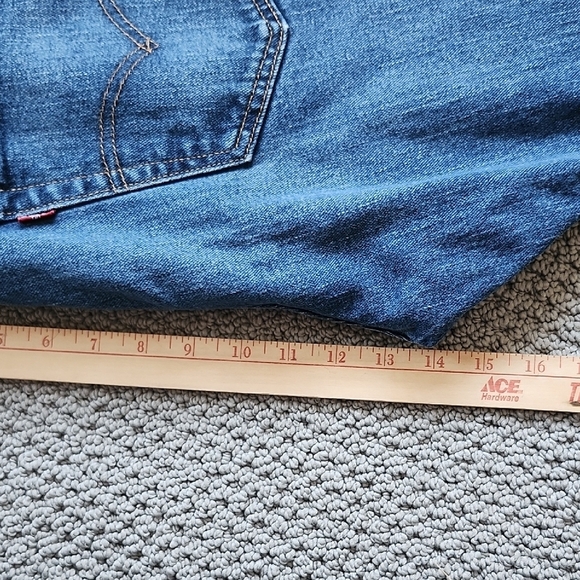 Lev'is Men's Boot Cut Denim Jean Size 34X30. 5 Pocket Classic Wash. - Picture 8 of 9